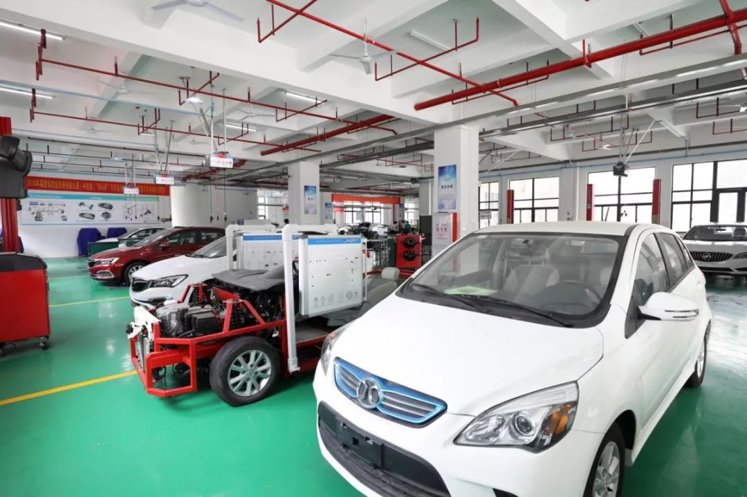 柳州市一職校招生電話_晉江華僑職校2016招生_職校招生文案