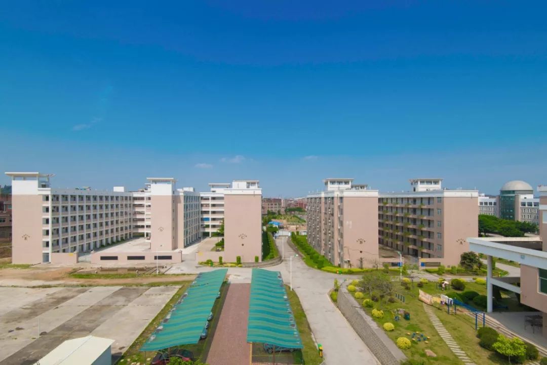 柳州市一職校招生電話_晉江華僑職校2016招生_職校招生文案