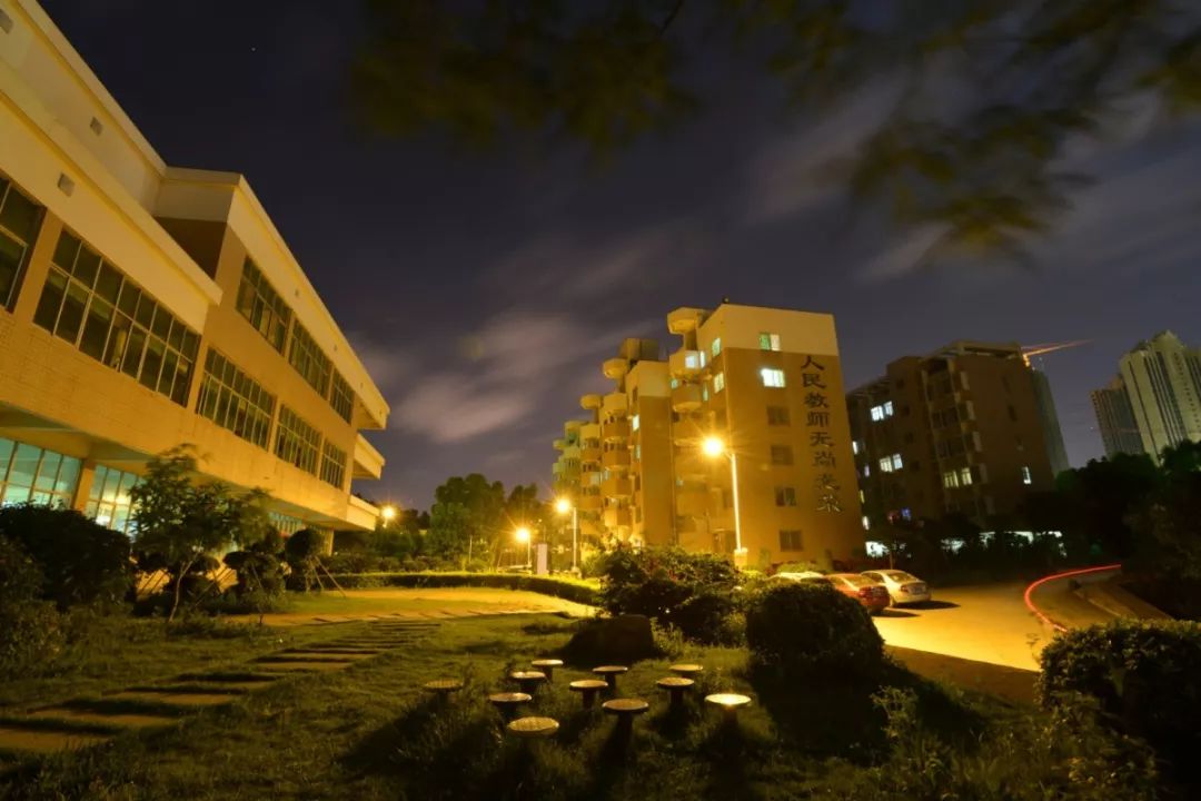 職校招生文案_晉江華僑職校2016招生_柳州市一職校招生電話