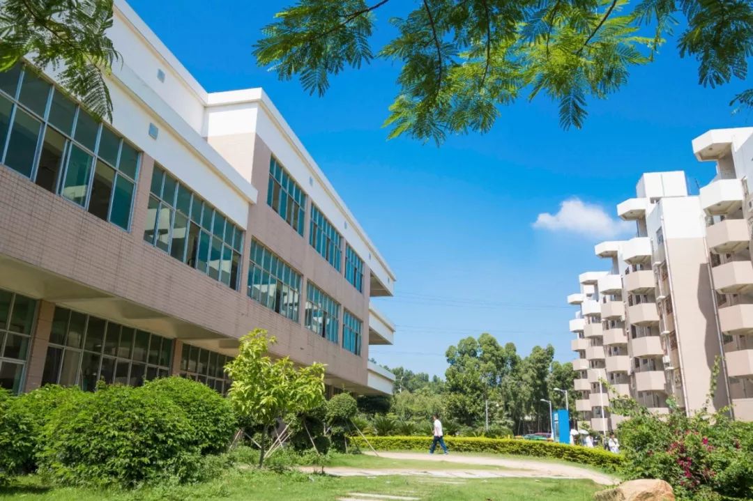 職校招生文案_晉江華僑職校2016招生_柳州市一職校招生電話