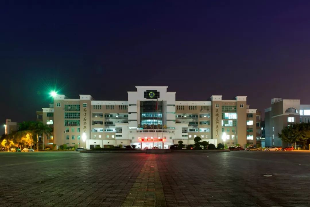 職校招生文案_晉江華僑職校2016招生_柳州市一職校招生電話