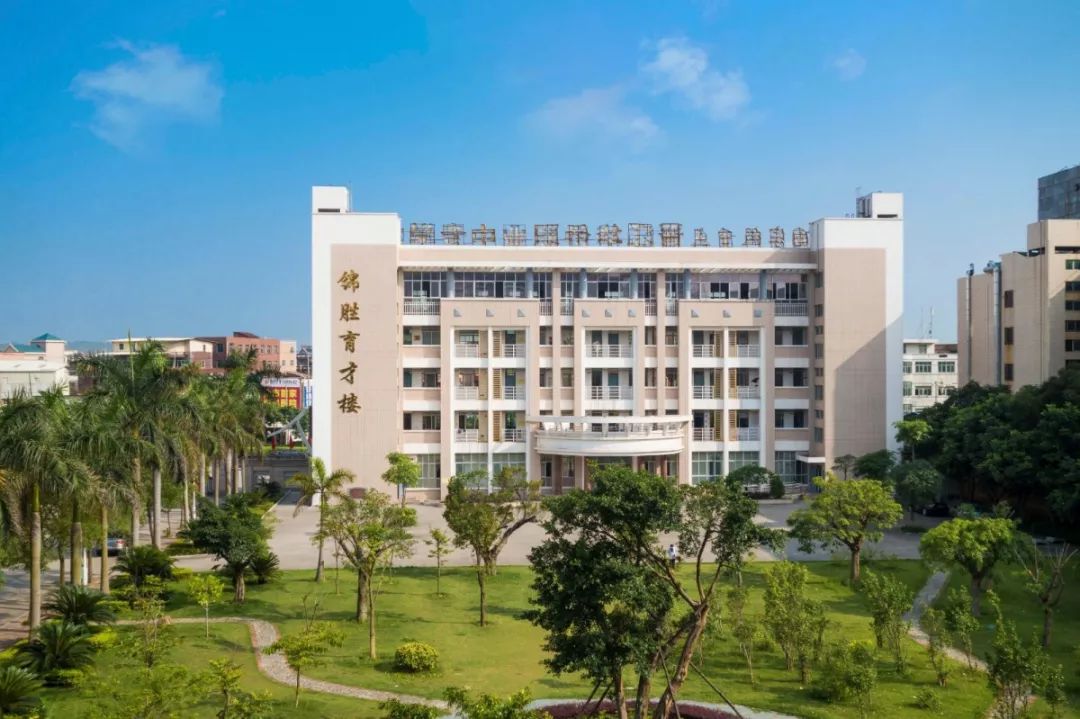 晉江華僑職校2016招生_柳州市一職校招生電話_職校招生文案