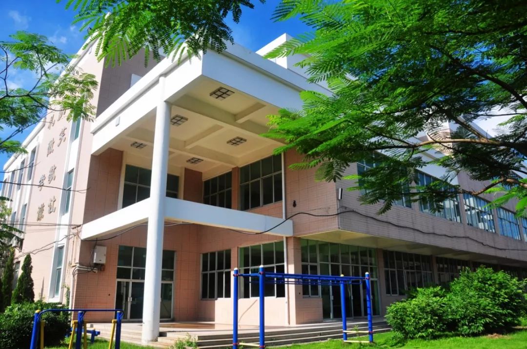 柳州市一職校招生電話_晉江華僑職校2016招生_職校招生文案