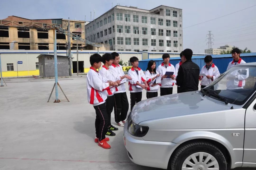 晉江華僑職校2016招生_職校招生文案_柳州市一職校招生電話