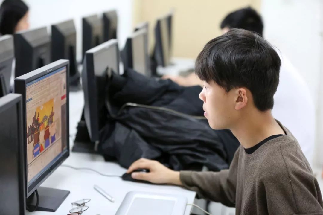 柳州市一職校招生電話_晉江華僑職校2016招生_職校招生文案