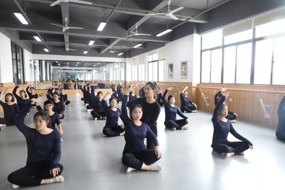 職校招生文案_柳州市一職校招生電話_晉江華僑職校2016招生