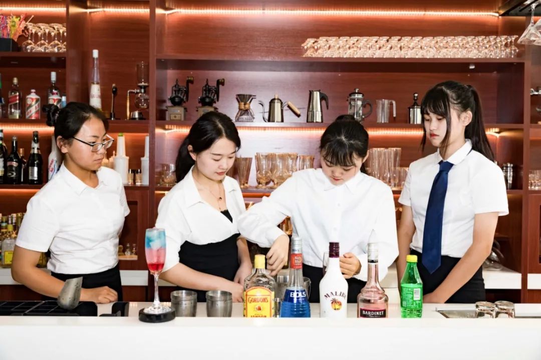 職校招生文案_柳州市一職校招生電話_晉江華僑職校2016招生