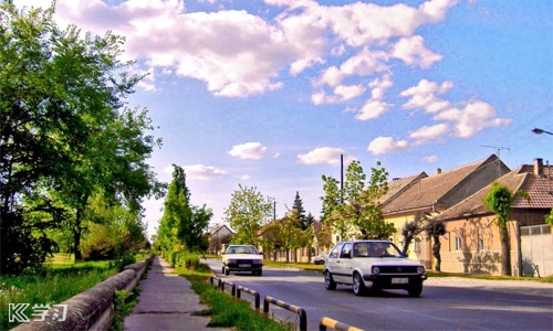 家庭重要還是事業重要_家庭教育對家庭的重要性_家庭重要還是國家重要